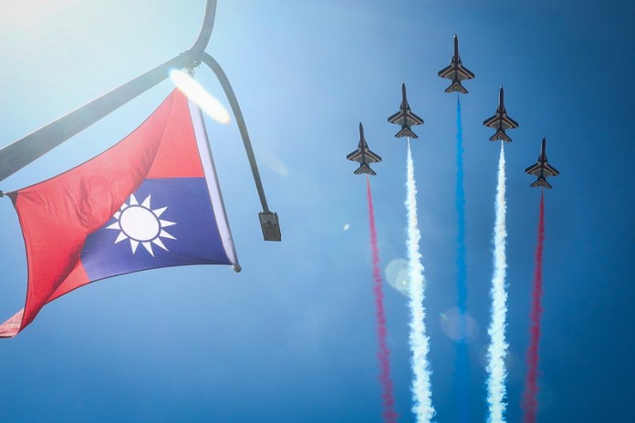Di Kunstflugstaffel "Thunder Tiger" (Foto: CNA)